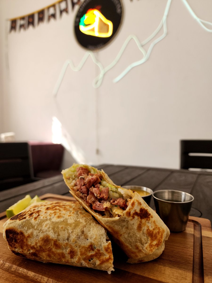 Burrito de chorizo argentino